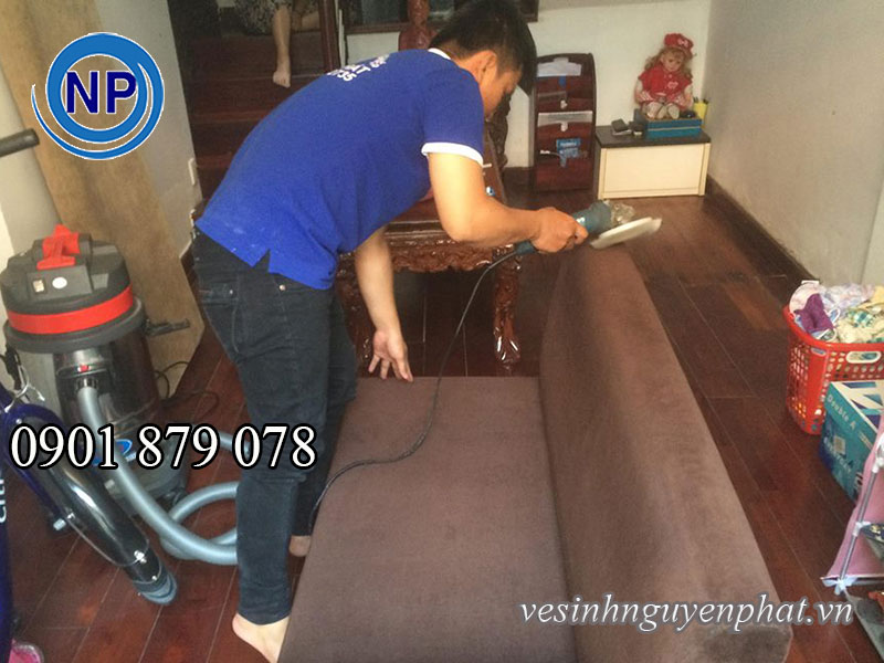 Dịch vụ giặt ghế sofa tại nhà quận Bình Thạnh-HCM 1