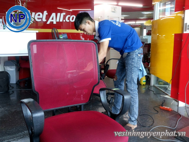 Giặt ghế văn phòng cho công ty VietJet Air